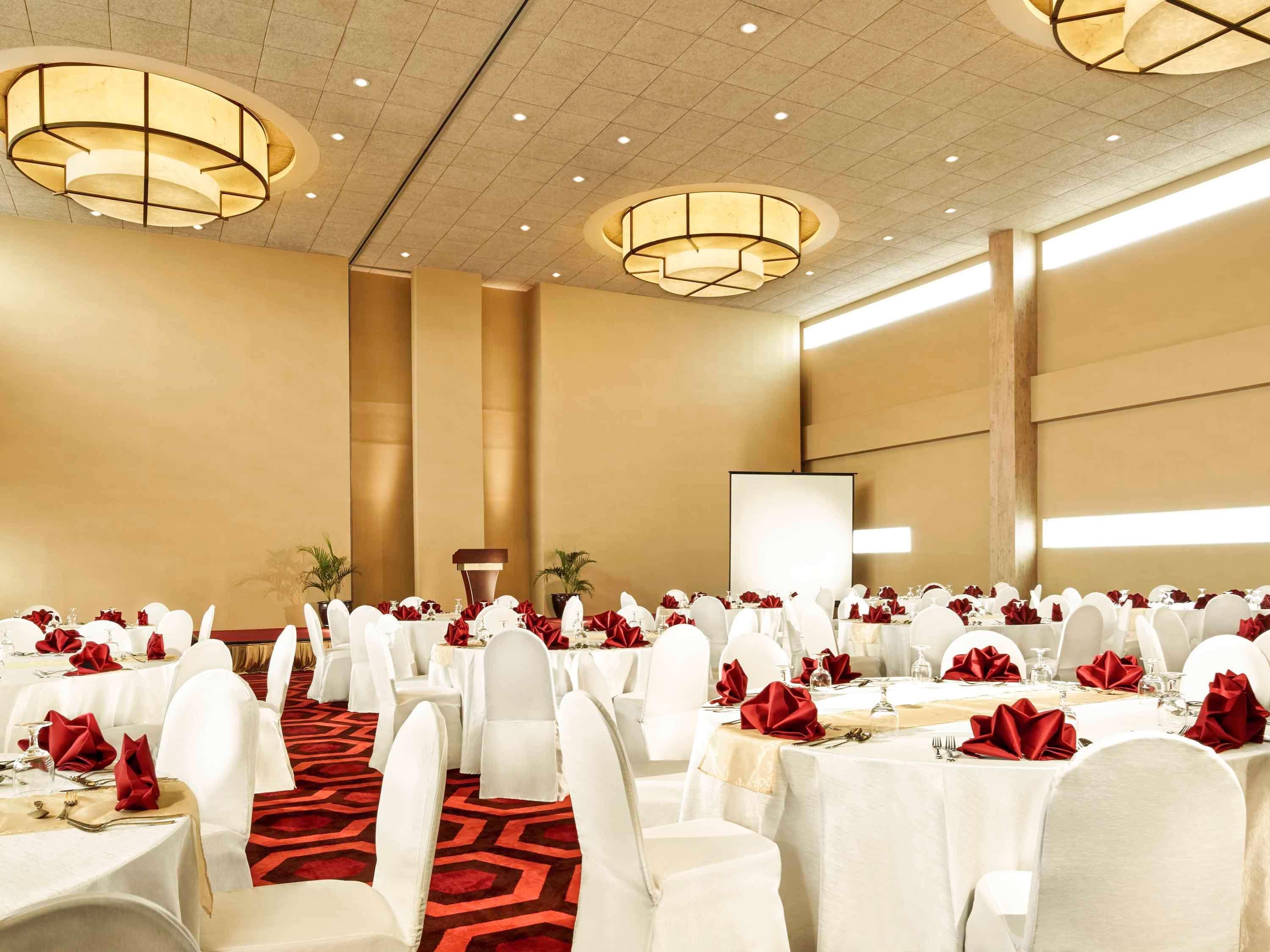 Ibis Gading Serpong Esterno foto