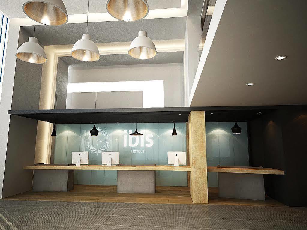 Ibis Gading Serpong Esterno foto